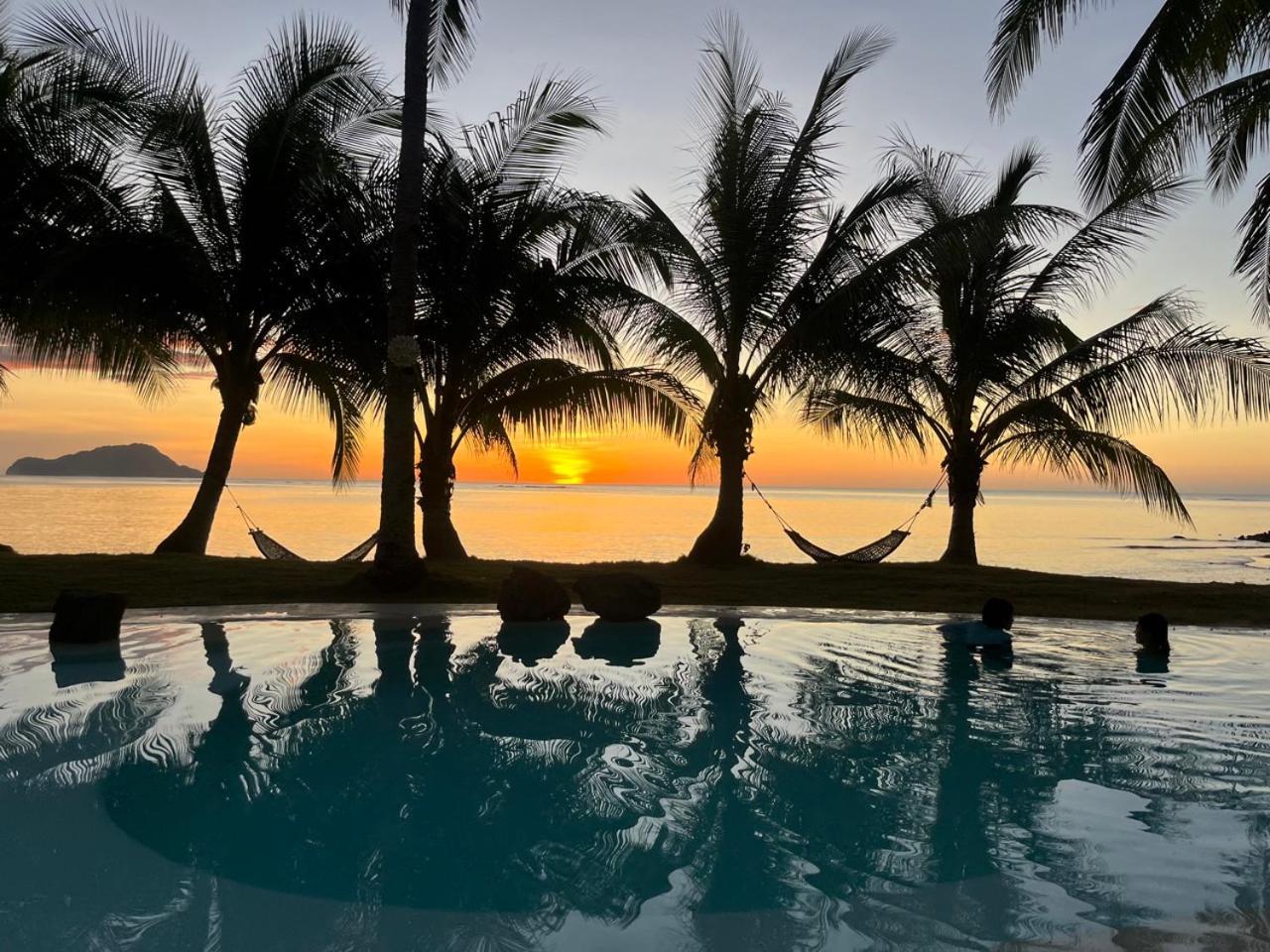 The Beach House Ocam Ocam 布桑加 外观 照片