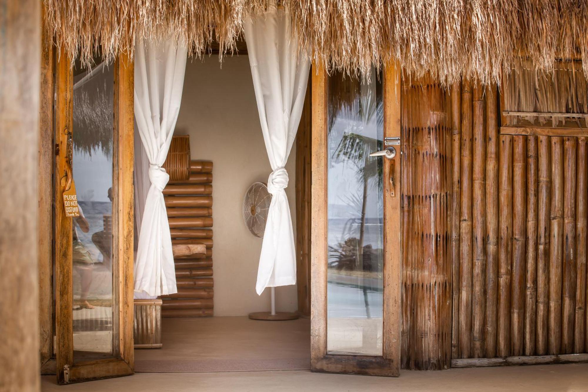 The Beach House Ocam Ocam 布桑加 外观 照片